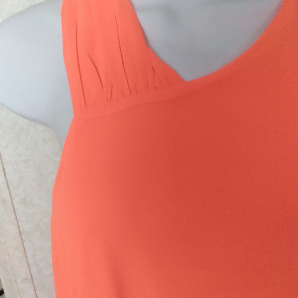 Beautiful dress size med never worn